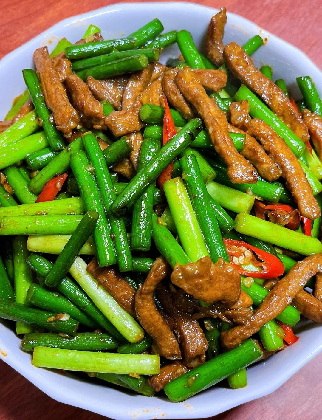 蒜苔炒肉末