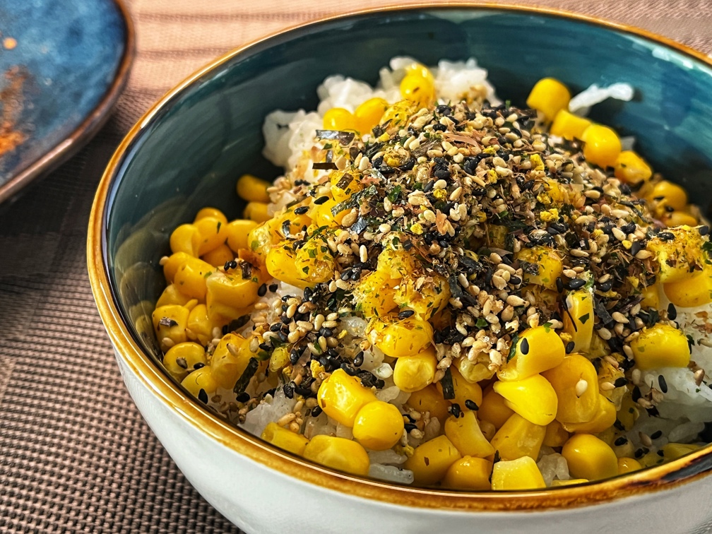 鲣鱼海苔玉米饭